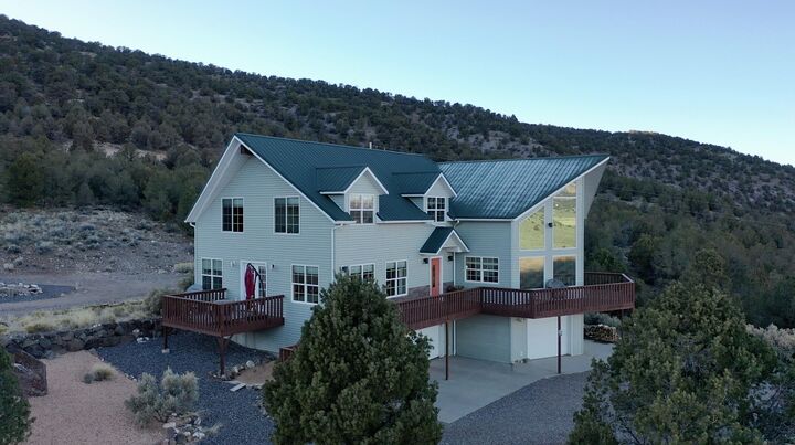 Property Photo:  1915 E Bailey Acres Dr  UT 84759