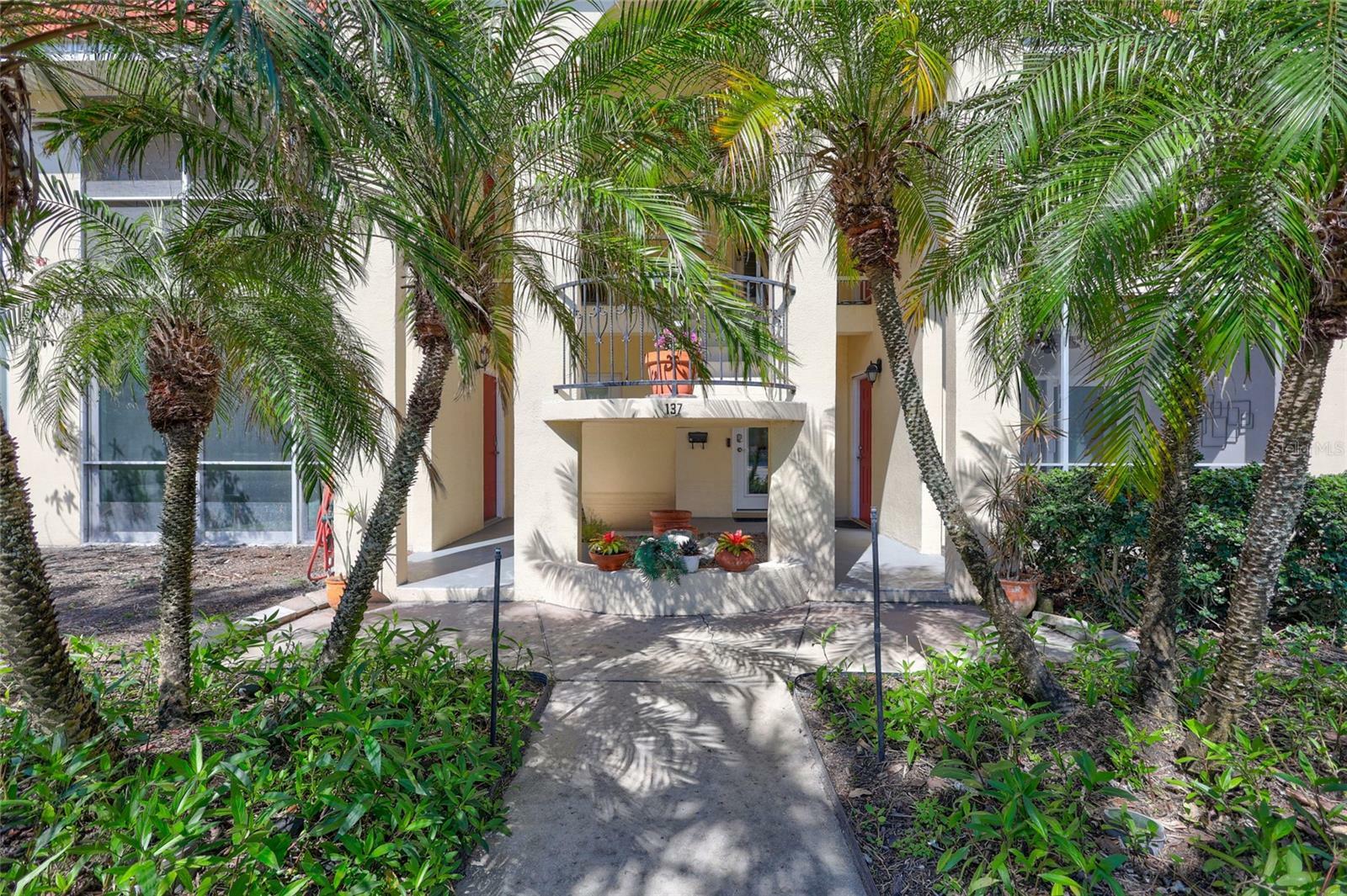 Property Photo:  137 Avenida Messina 3  FL 34242 