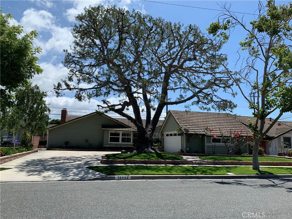 Property Photo:  12032 Davenport Road  CA 90720 