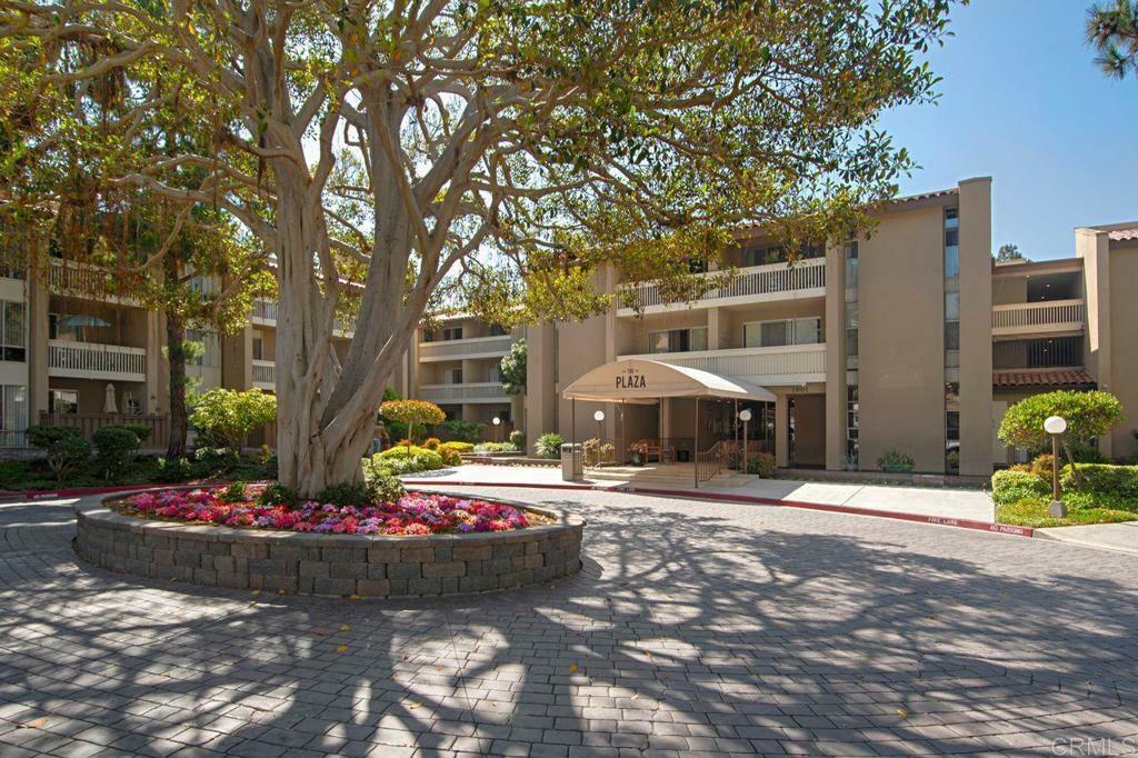 1885 Diamond Street 2-329  San Diego CA 92109 photo