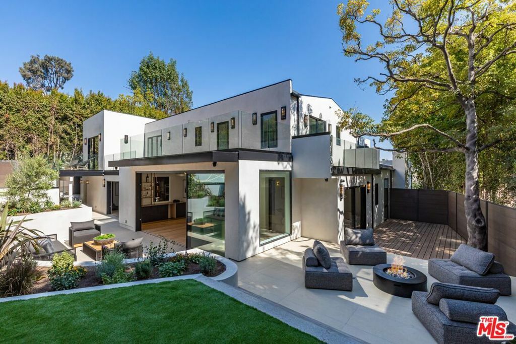 Property Photo: 1271 Sunset Plaza Drive CA 90069