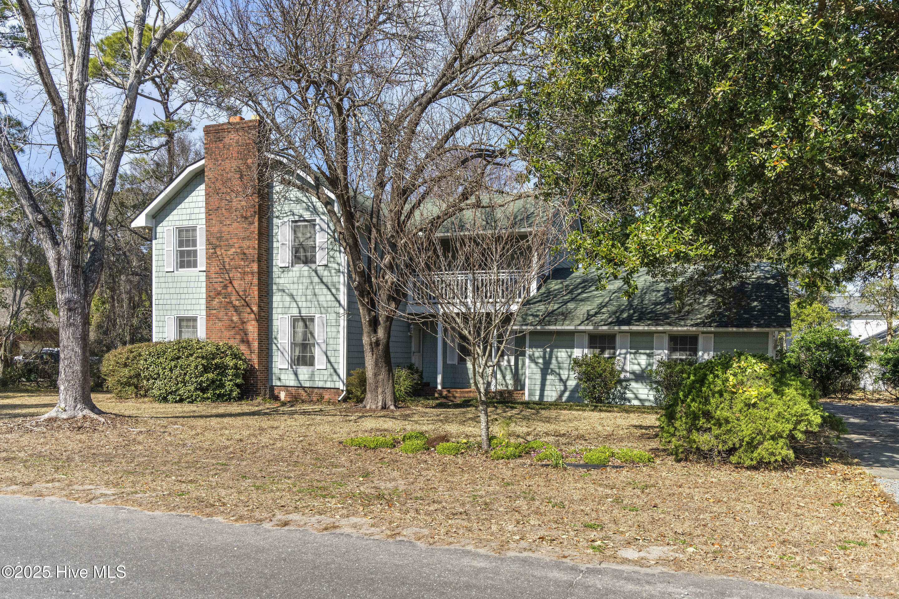 Property Photo: 610 Columbia Avenue NC 28428