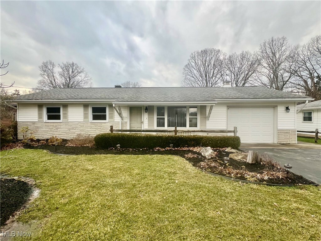 3432 S Raccoon Road  Canfield OH 44406 photo