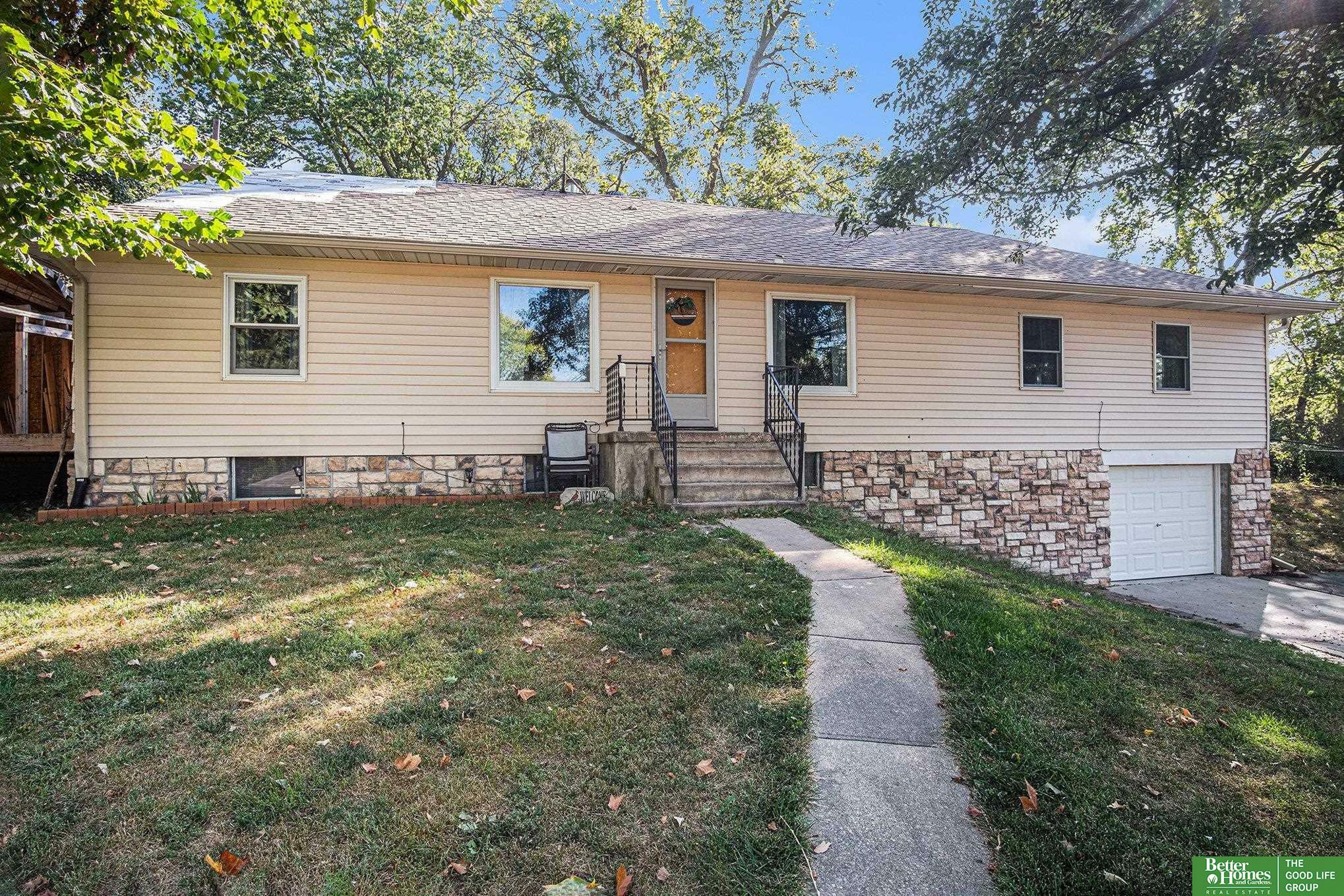 Property Photo: 1547 York Road IA 51555
