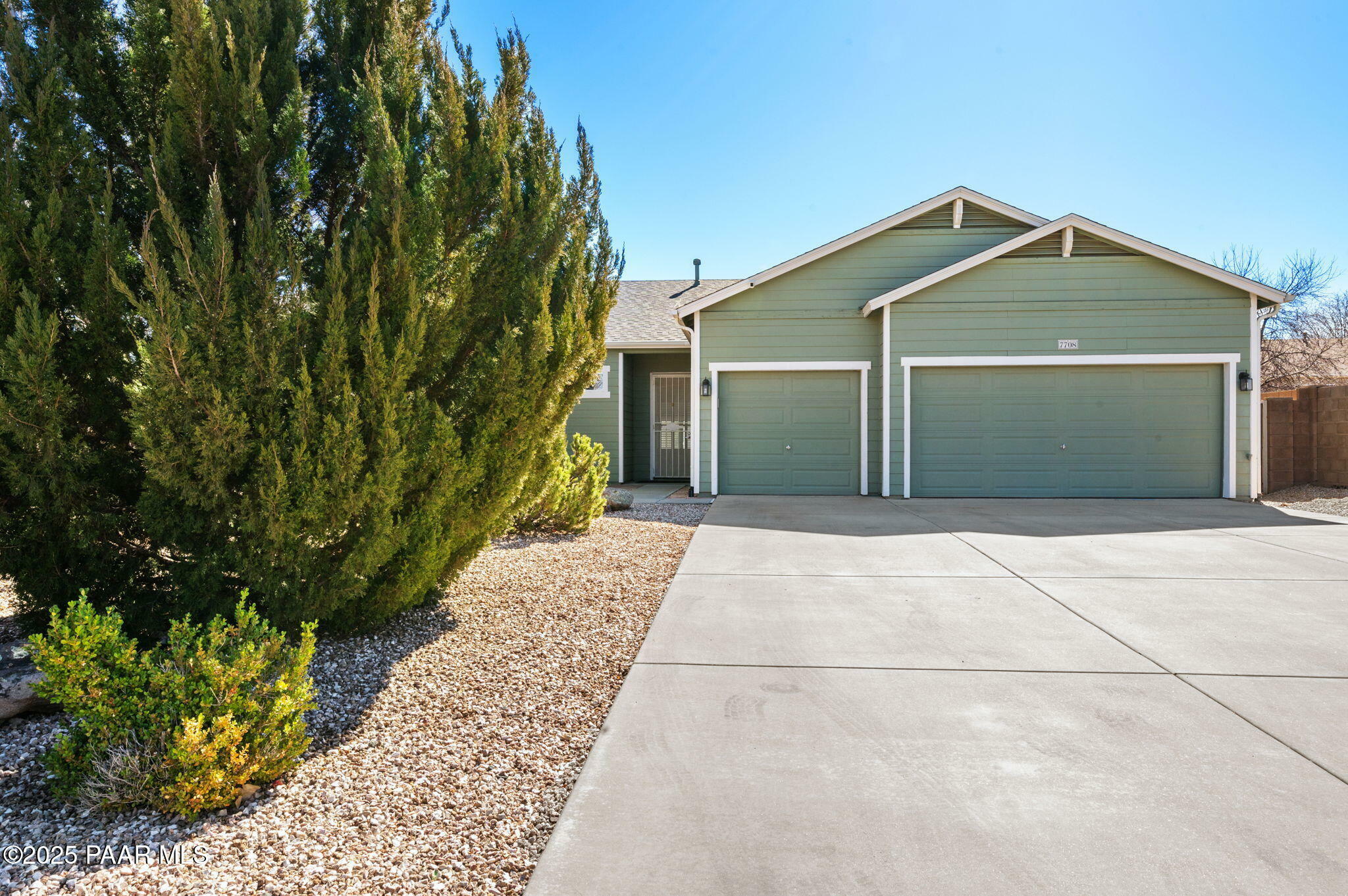 Property Photo: 7708 N Siesta Sunset Lane AZ 86315