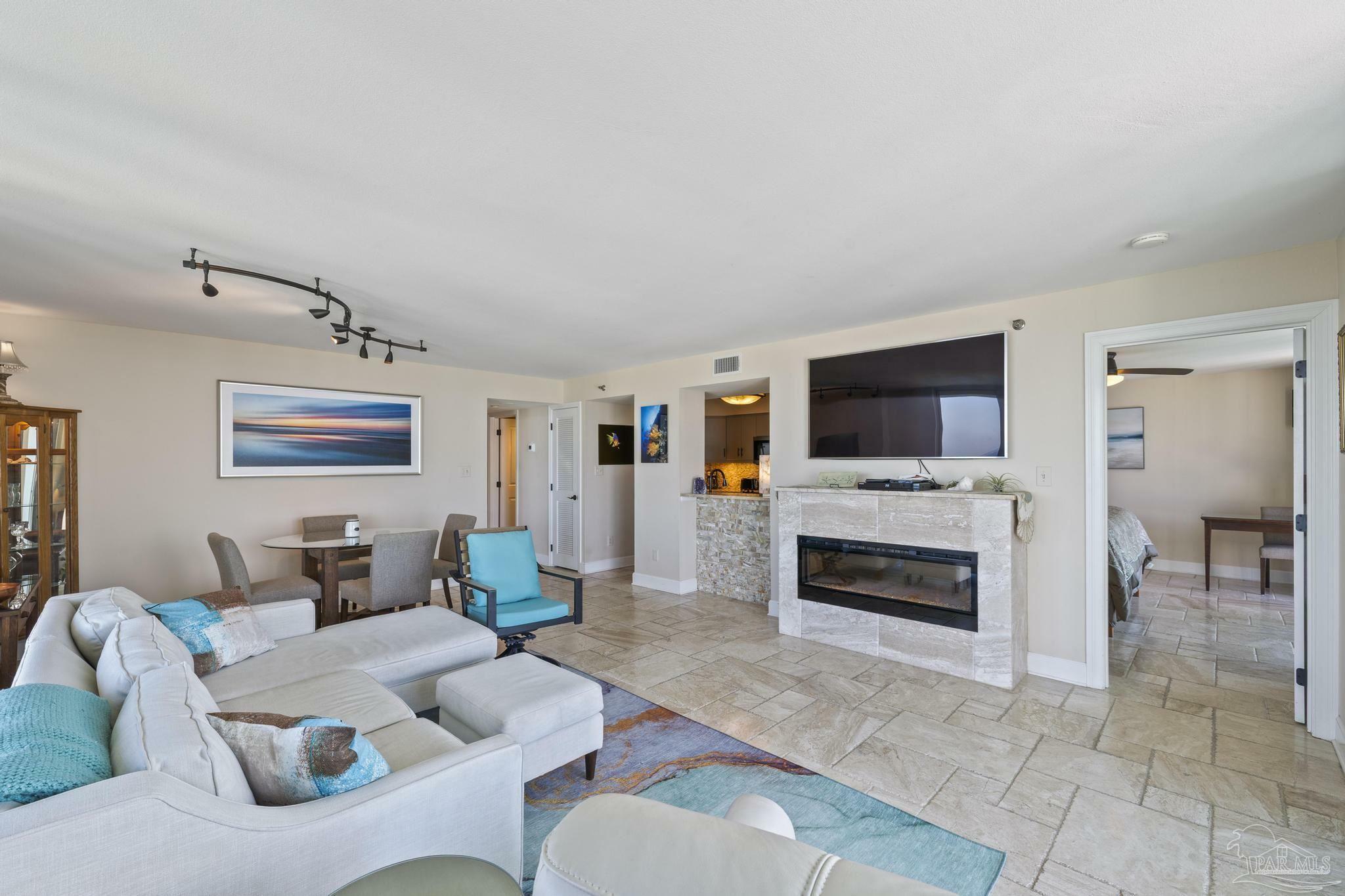 Property Photo: 1200 Ft Pickens Rd 11B FL 32561