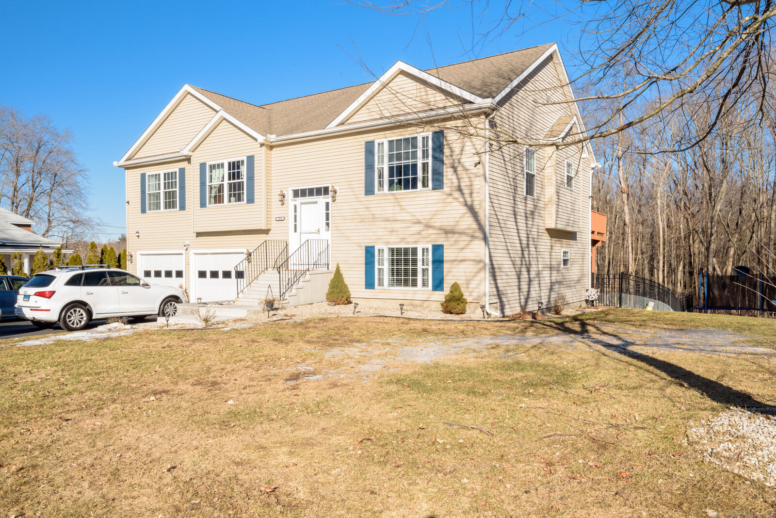 Property Photo: 274 Long Hill Street CT 06108