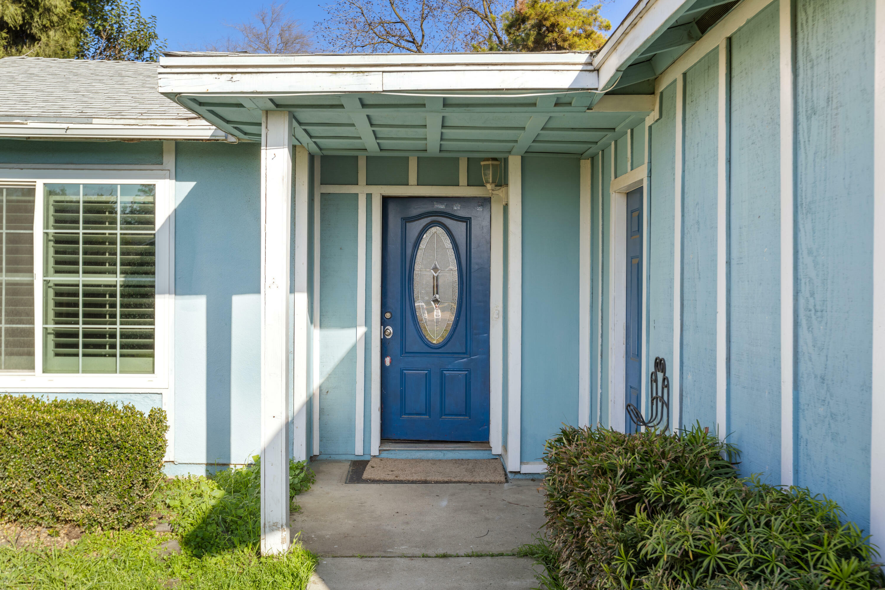 Property Photo: 1546 S Noyes Street CA 93277