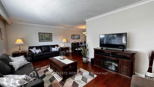 Property Photo: 12 Kenewen Court ON M4A 1R8