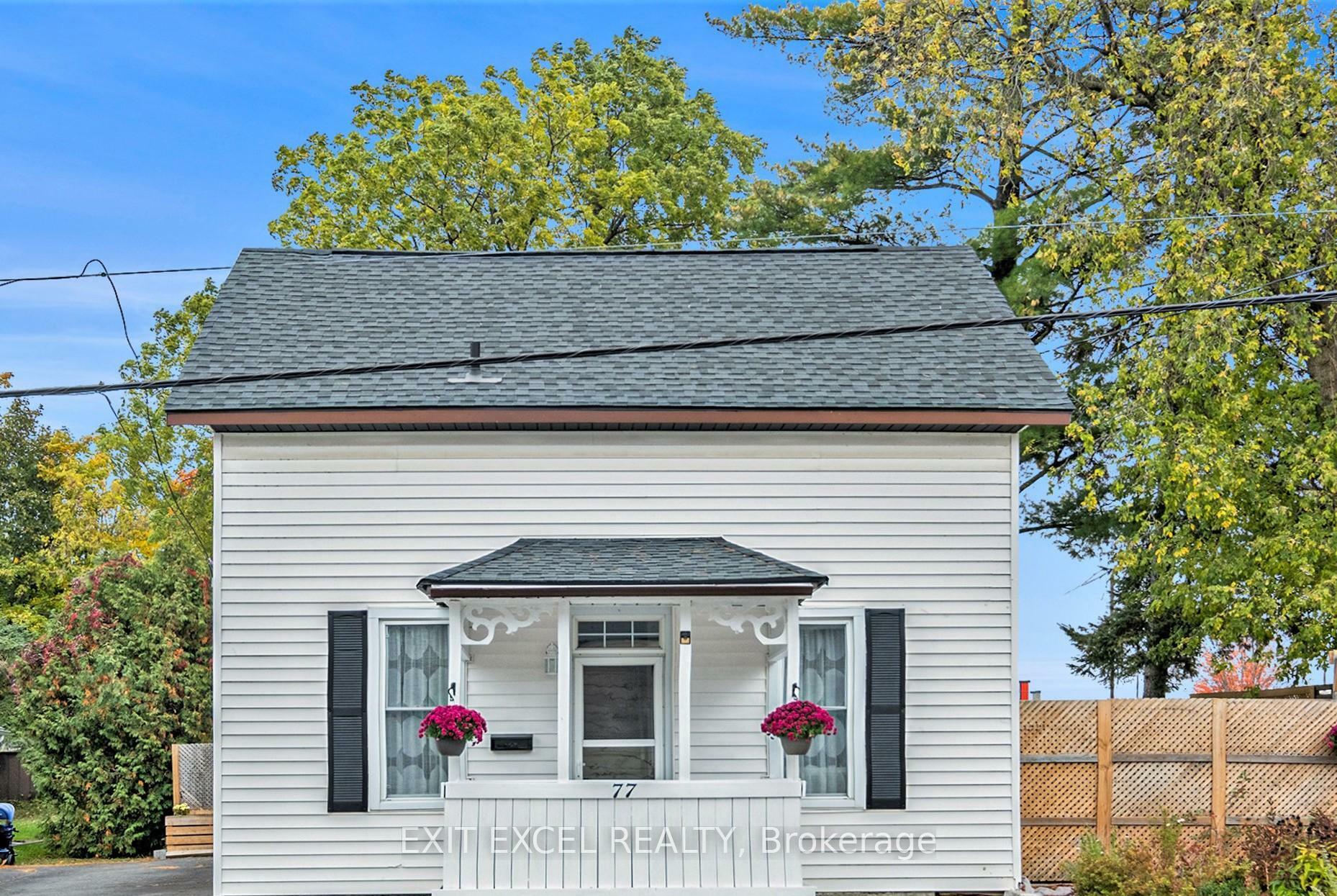 Property Photo: 77 Napoleon Street ON K7C 2X4