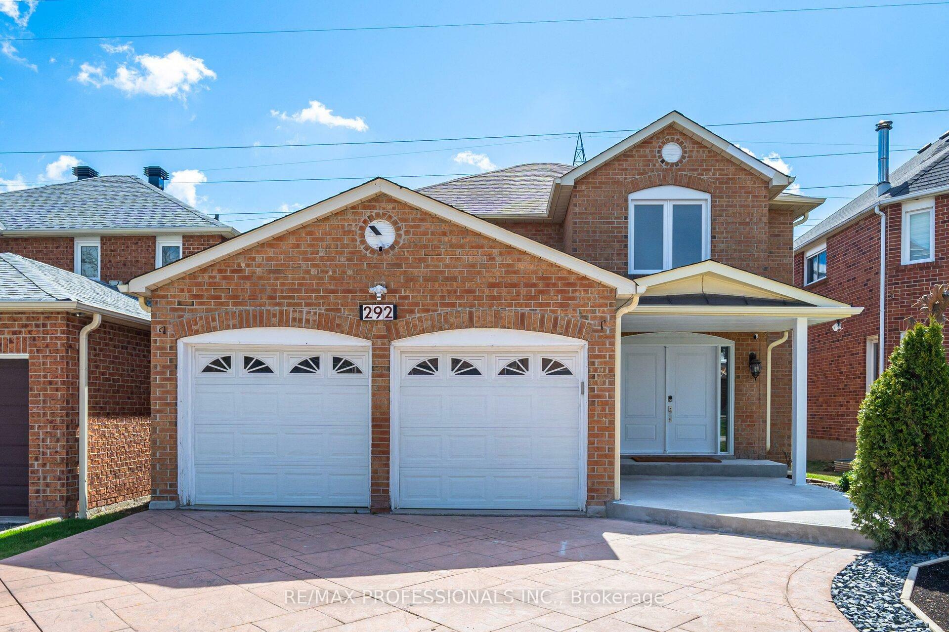 Property Photo: 292 Laurentian Ave ON L4Z 2S2