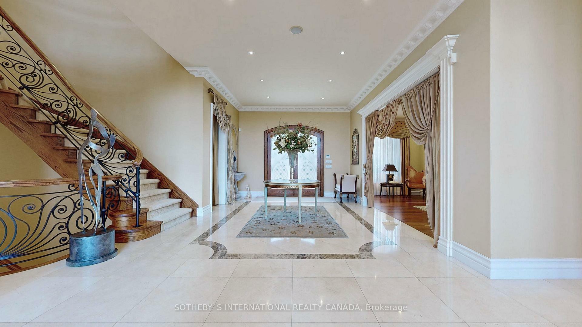 Property Photo: 28 Glenorchy Rd ON M3C 2P9