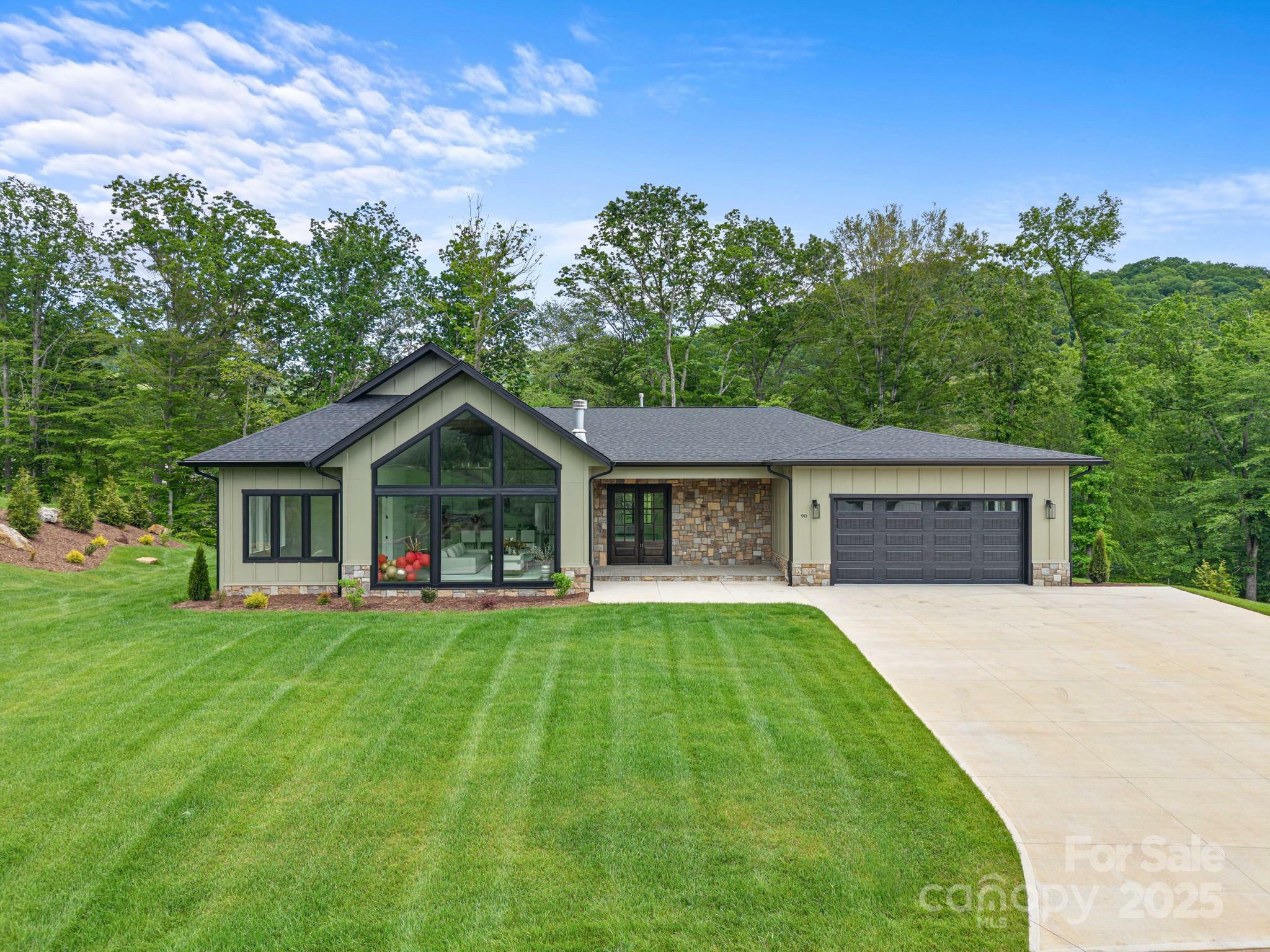 Property Photo:  90 Bridgeway Drive 25  NC 28715 