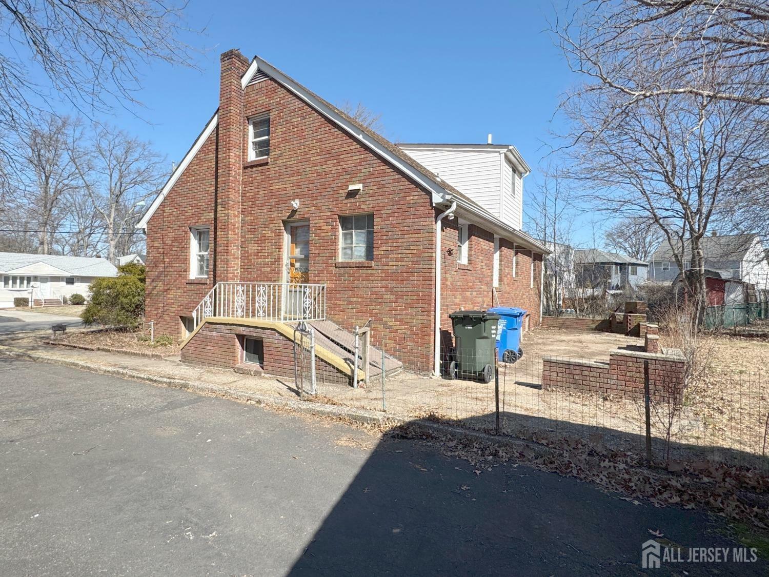 Property Photo:  80 Gaywood Avenue  NJ 07067 