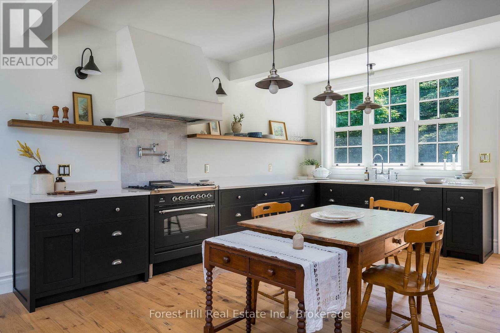 Property Photo: 555262 6th Line ON N0H 2E0
