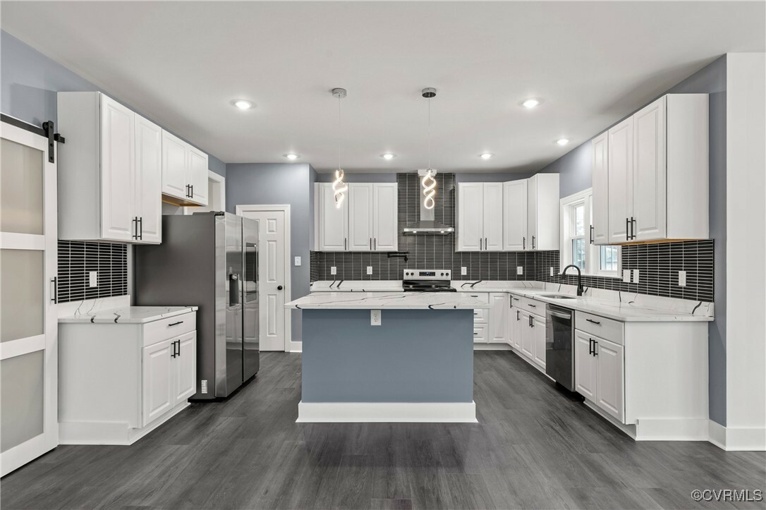 Property Photo: 103 S Dunlop Street VA 23803