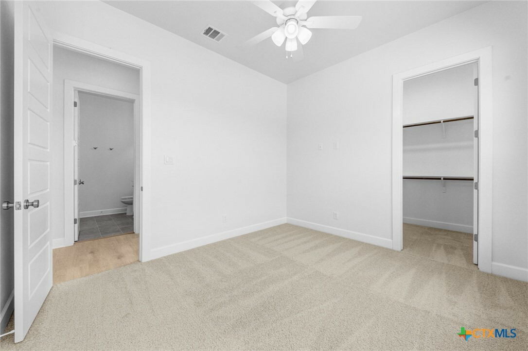 Property Photo: 6503 Gage Court TX 76502