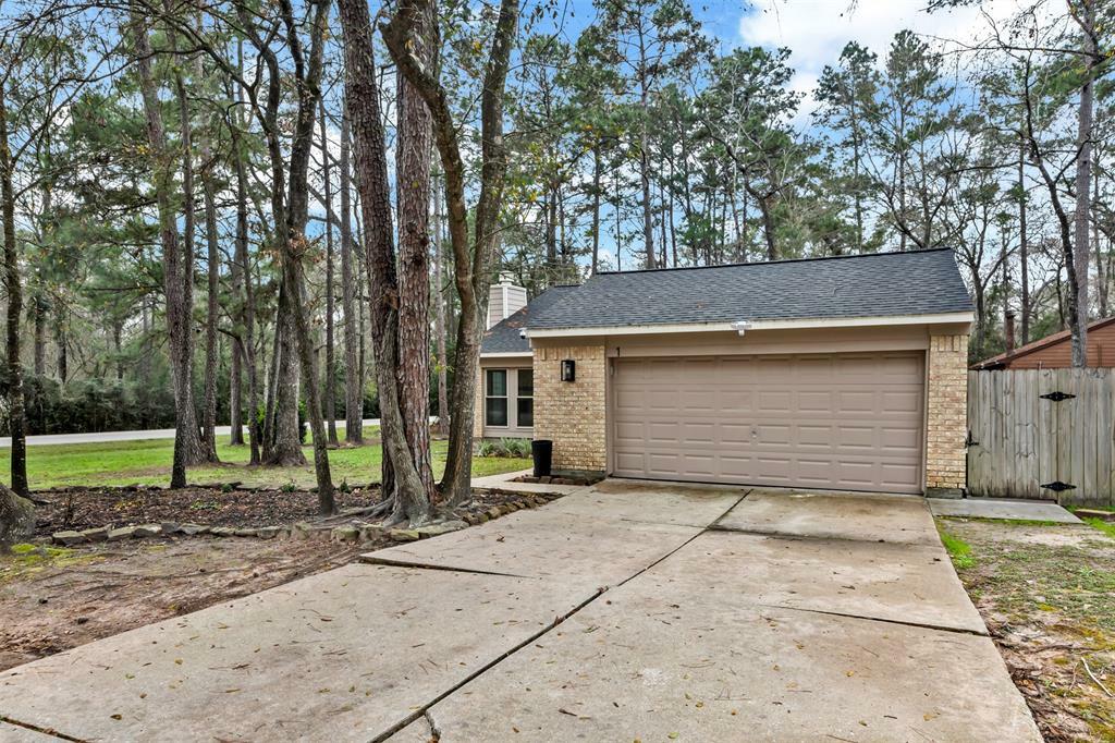 Property Photo:  1 Yewleaf Road  TX 77381 