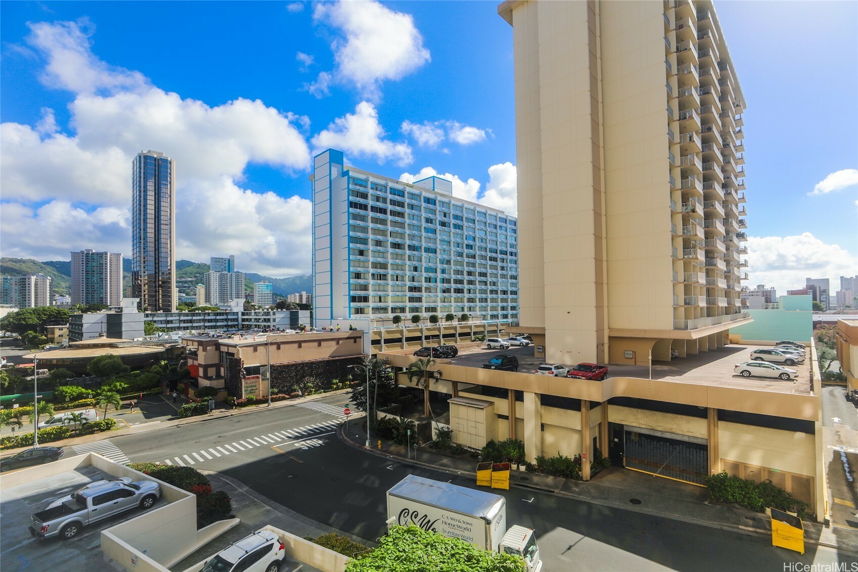 Property Photo: 780 Amana Street 405 HI 96814