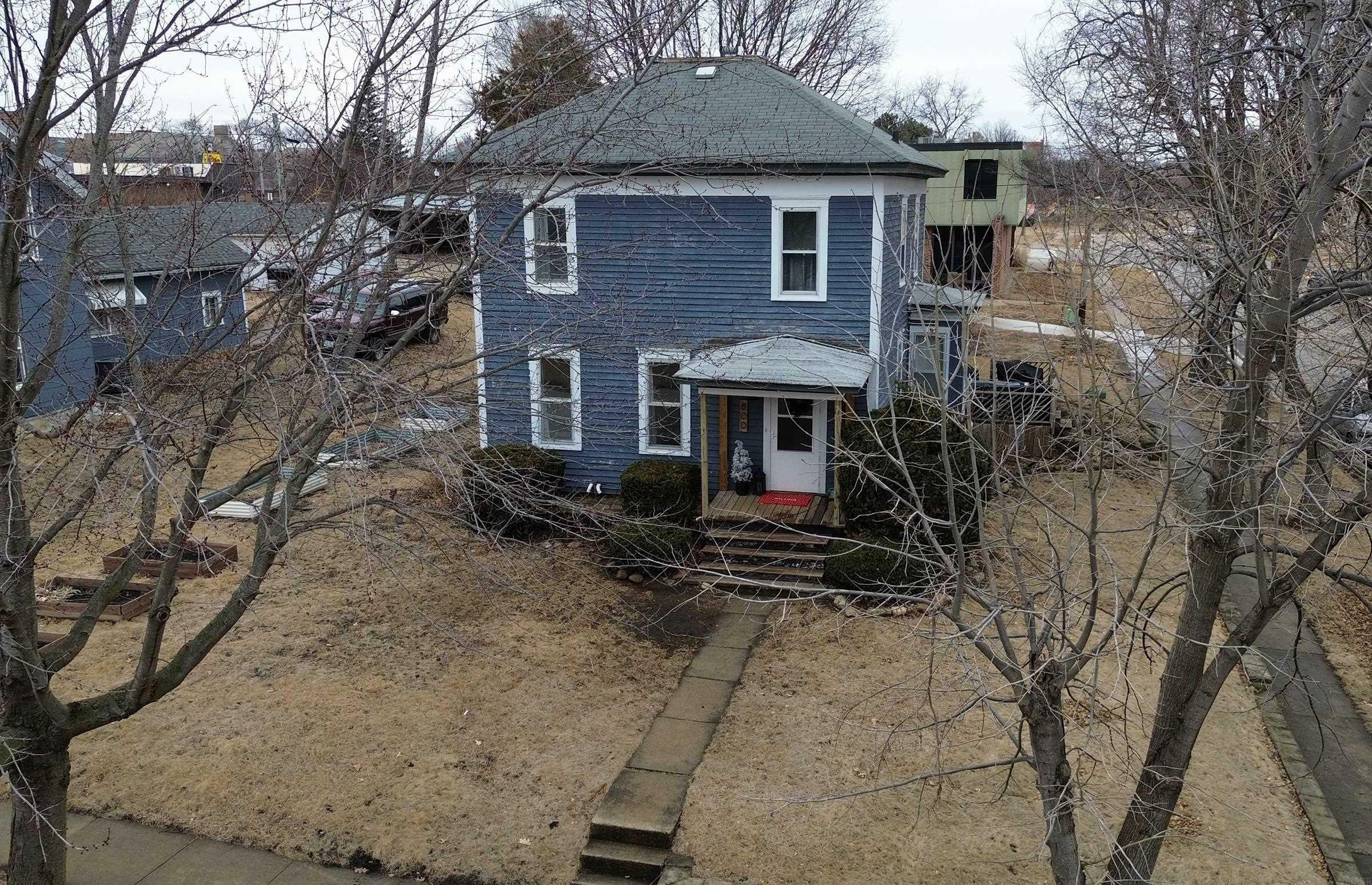 800 SW 1st Avenue  Waverly IA 50677 photo