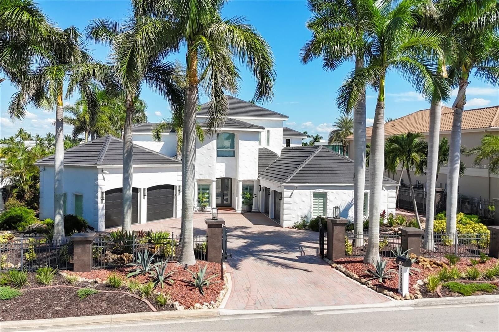 Property Photo: 367 W Royal Flamingo Drive FL 34236