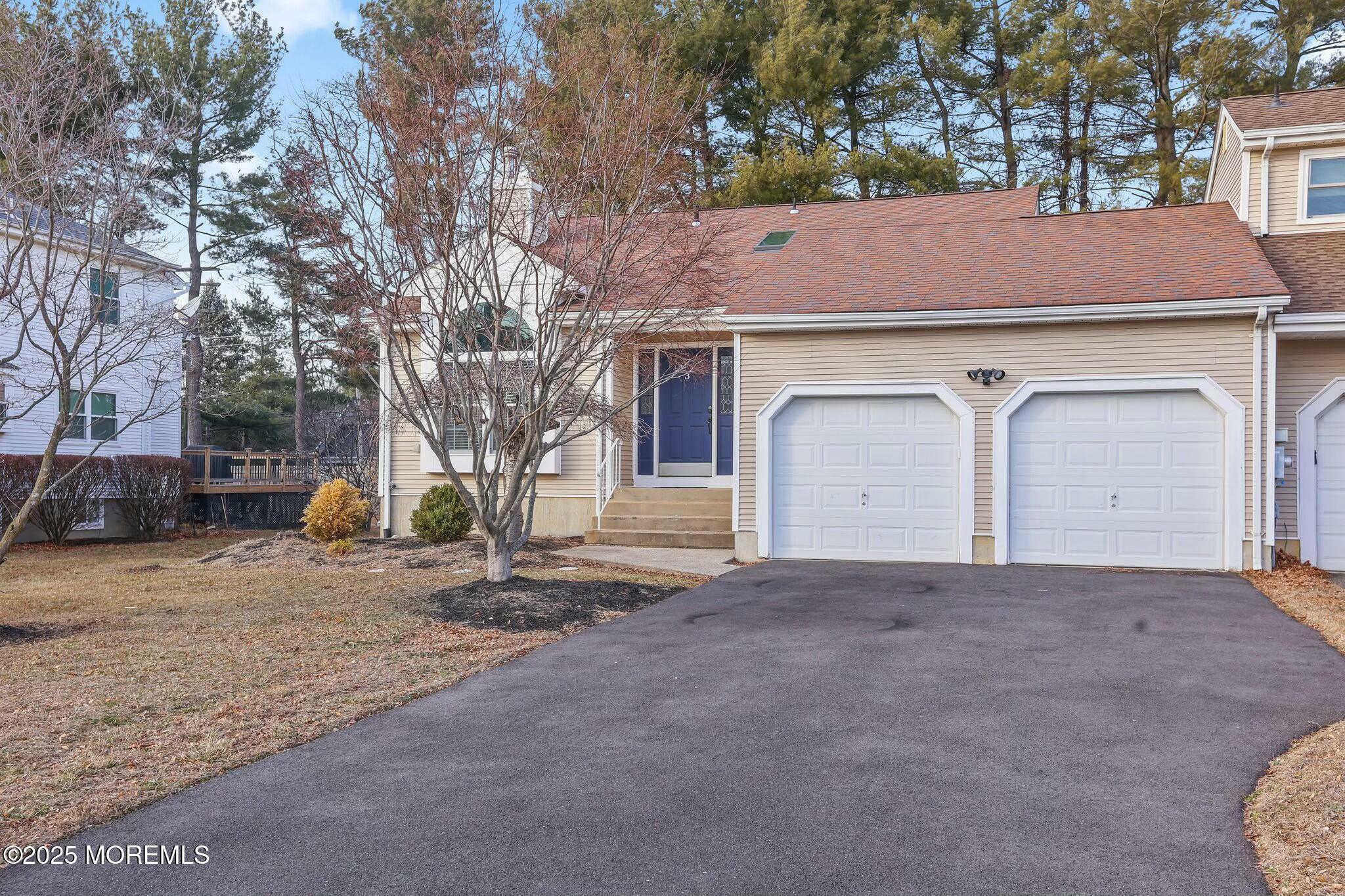 Property Photo:  3 Baytree Circle  NJ 07748 