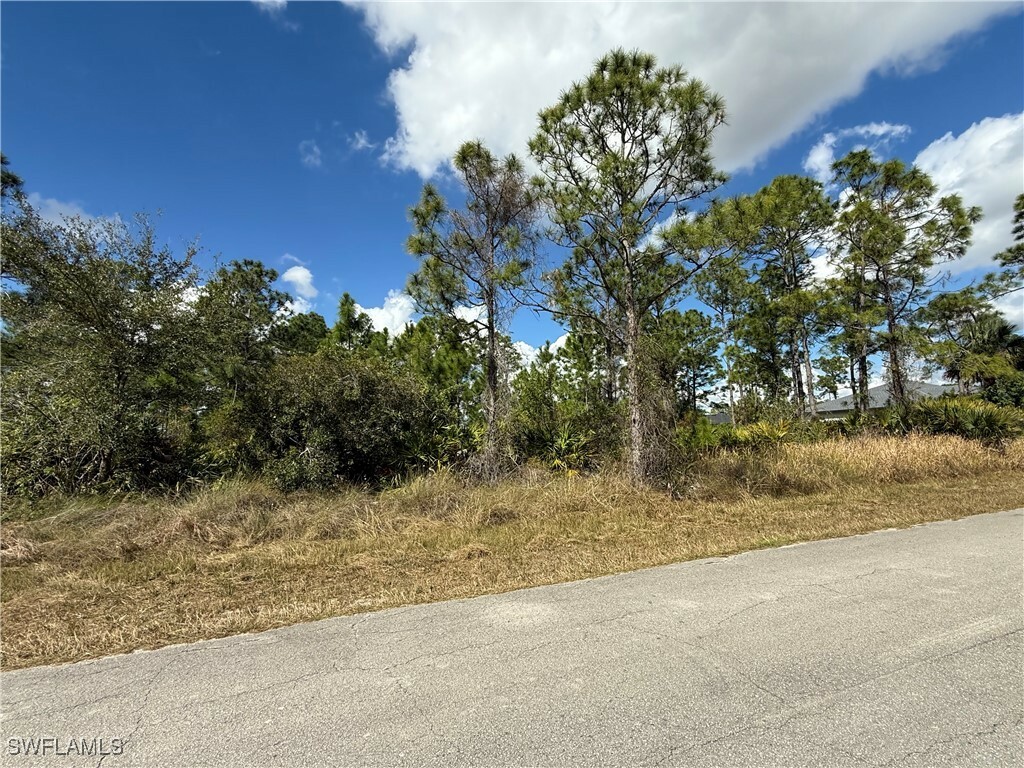 Property Photo:  1017 State Avenue  FL 33972 