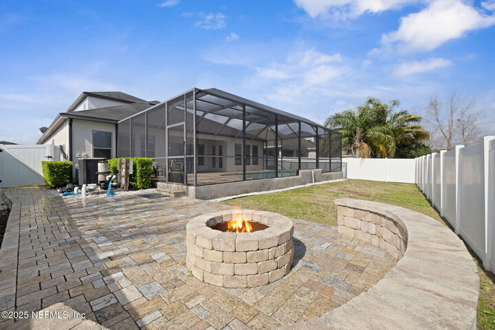 Property Photo:  228 Cameron Drive  FL 32081 