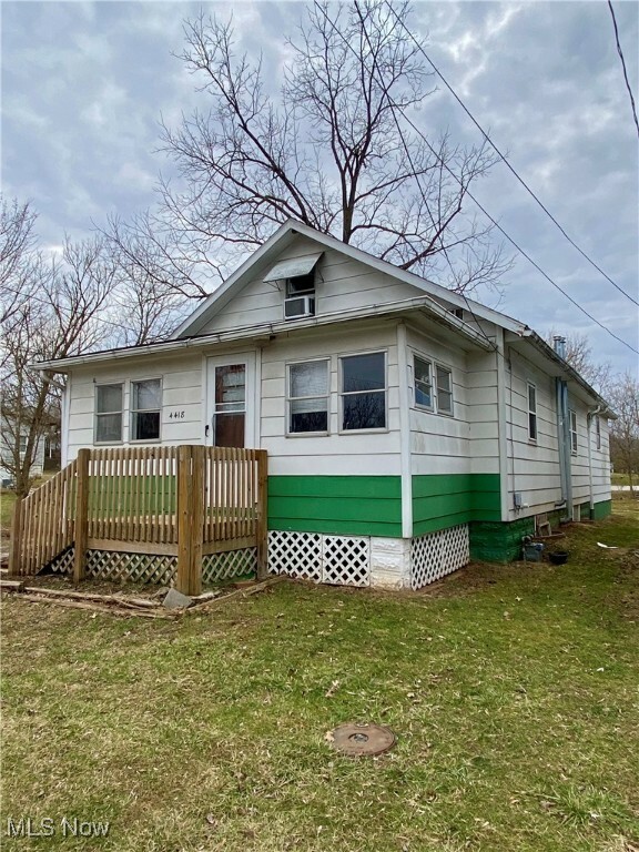 Property Photo: 4418 17th Avenue WV 26101