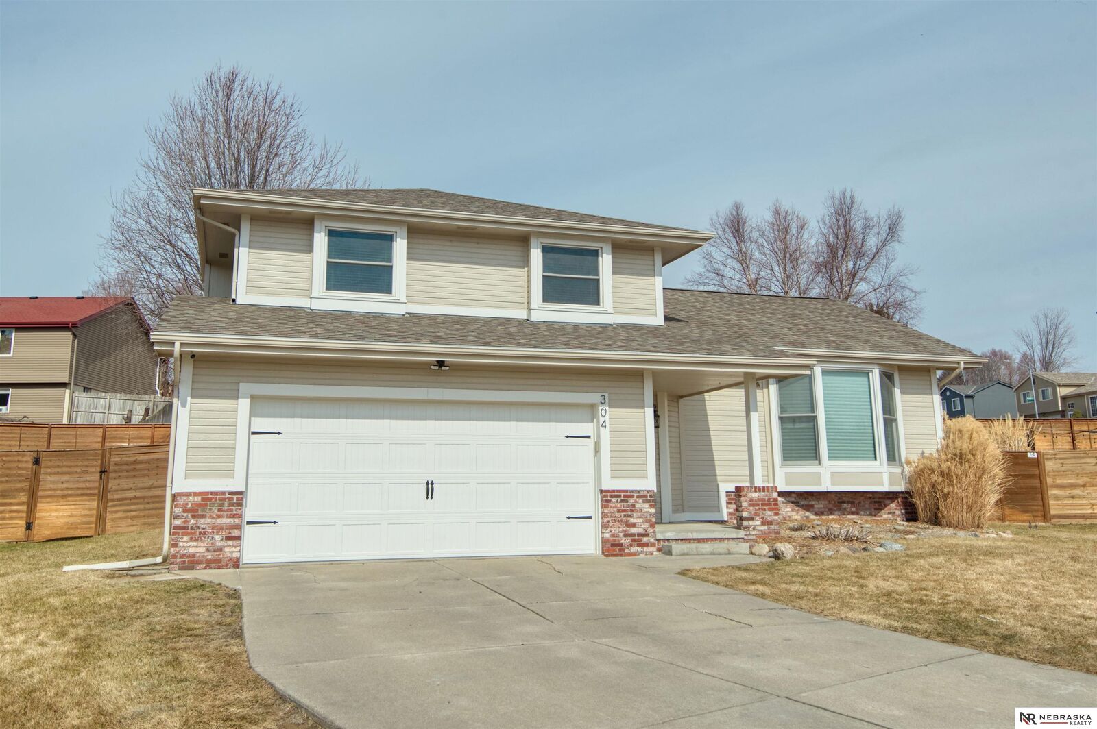 Property Photo: 304 Harbor Circle NE 68133