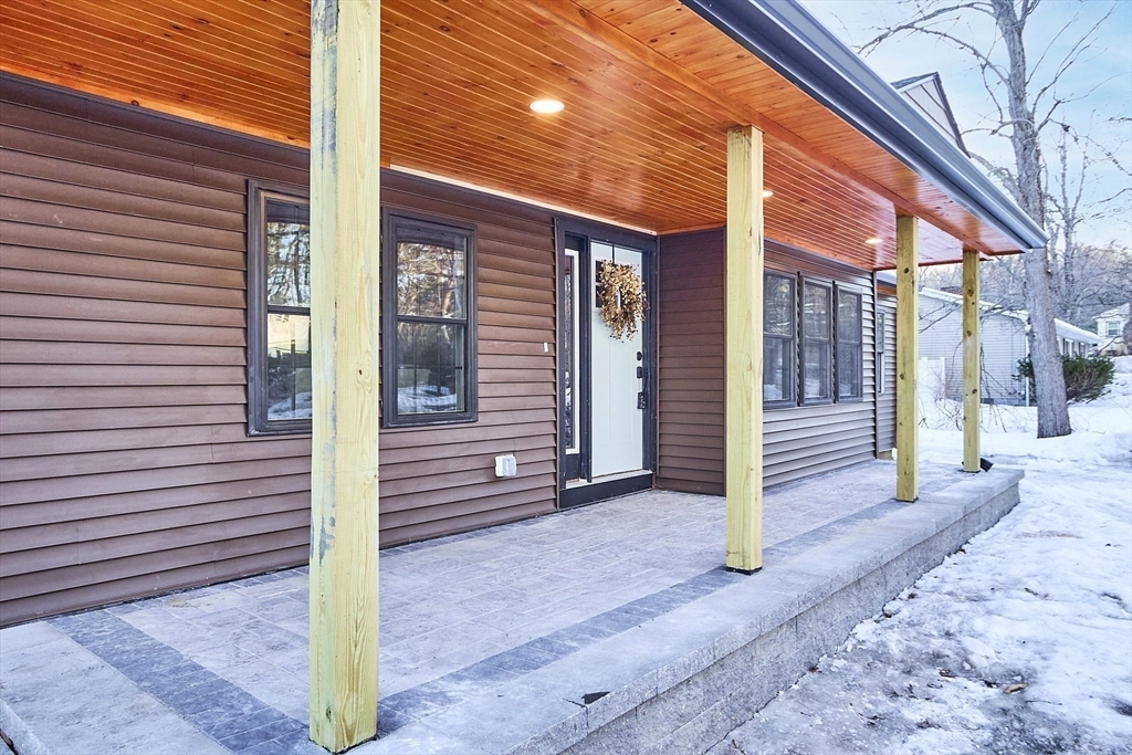 Property Photo: 85 Narrows Rd MA 01473