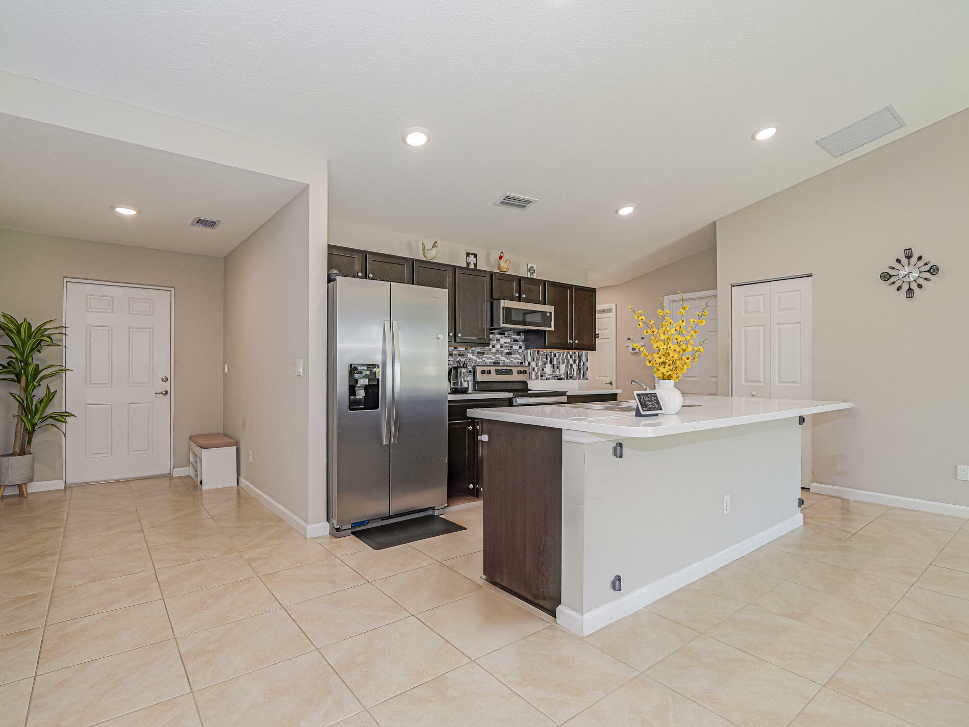 Property Photo: 1621 SW Angelico Lane FL 34984