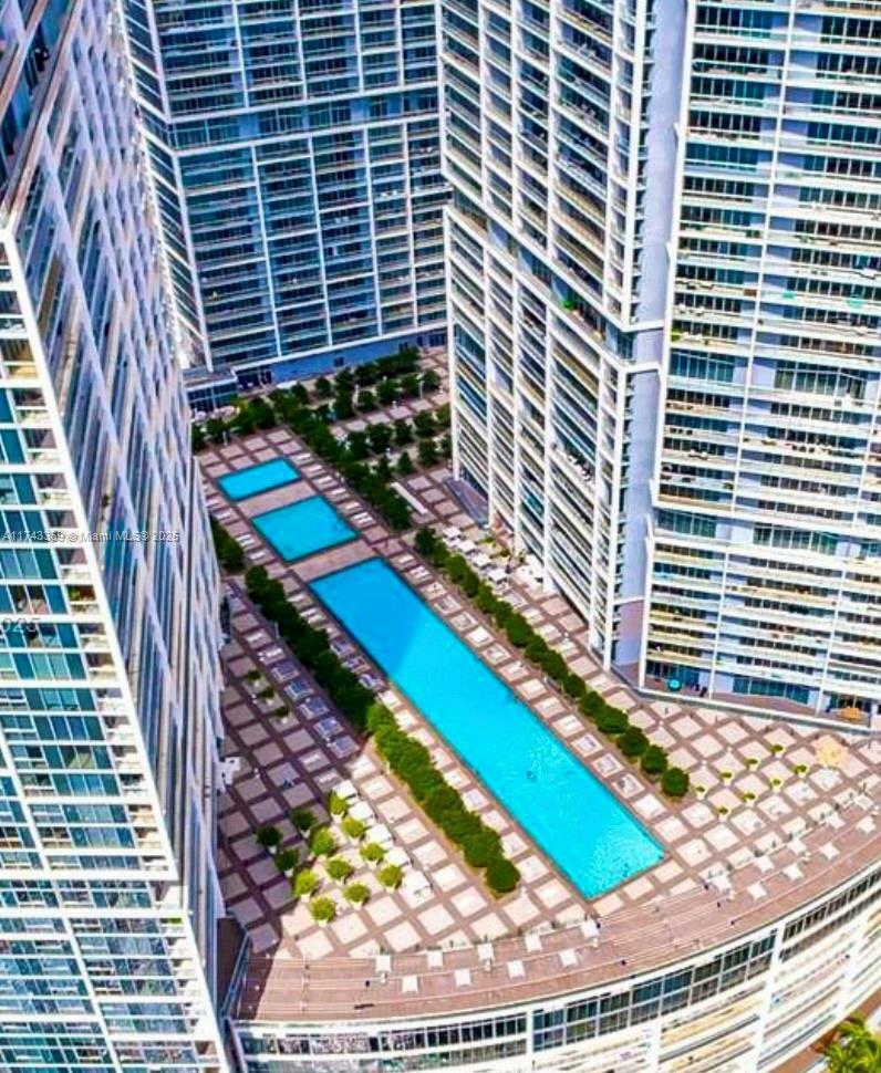 Property Photo:  475 Brickell Ave 4107  FL 33131 