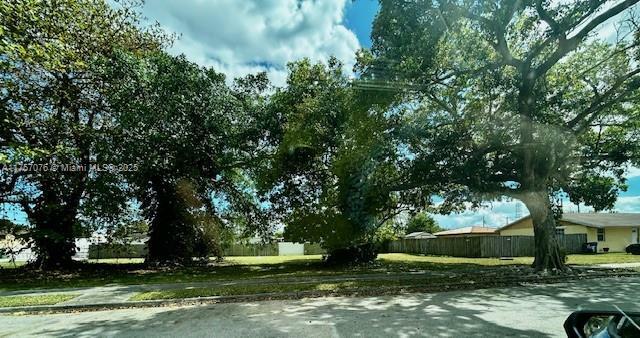 18095 SW 104  Miami FL 33157 photo