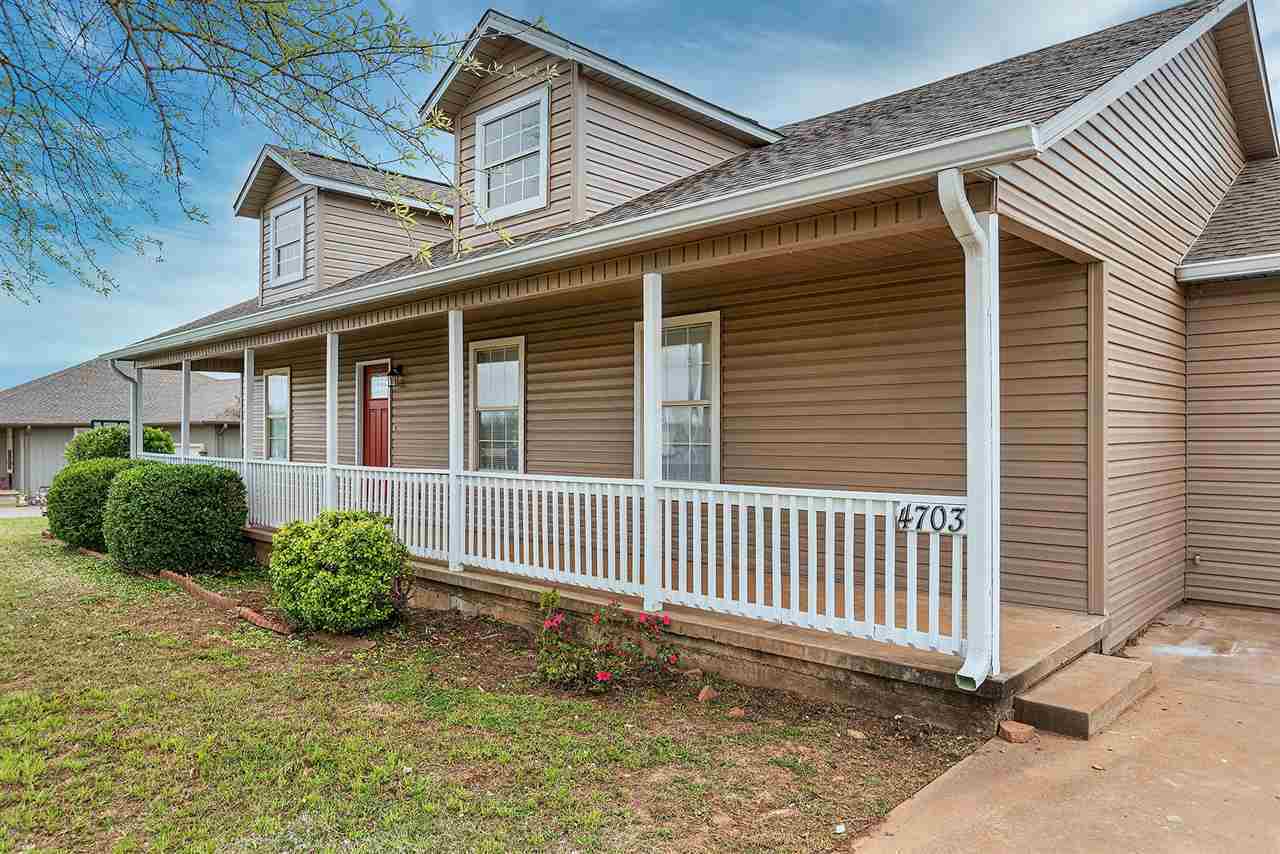 Property Photo: 4703 E Pinto Road OK 74075