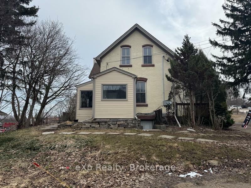 Property Photo: 960 9th Avenue E ON N4K 3E7