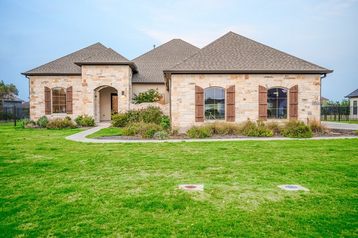 227 Dally Court  Dripping Springs TX 78620 photo