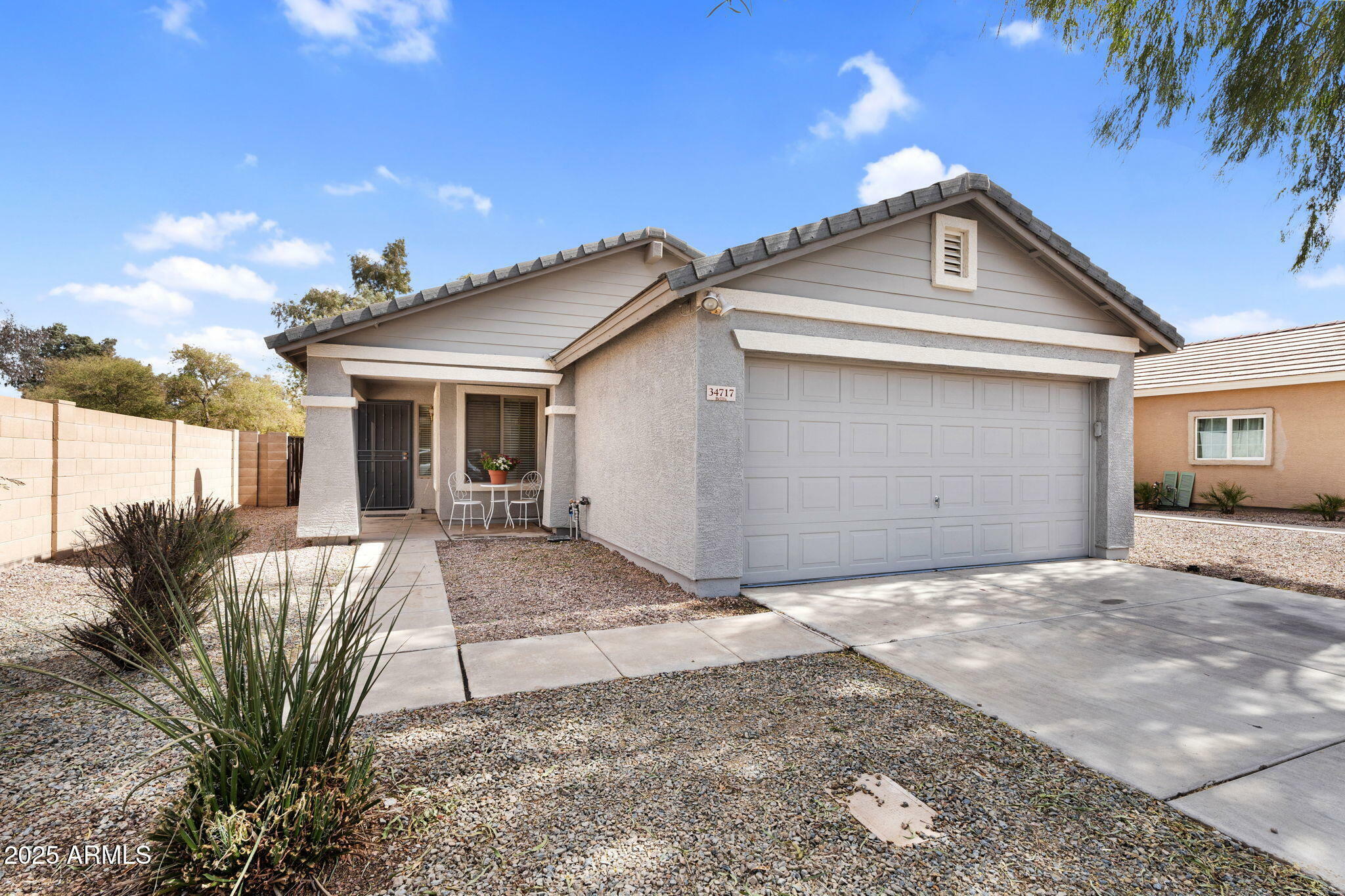 Property Photo:  34717 N Picket Post Drive  AZ 85144 