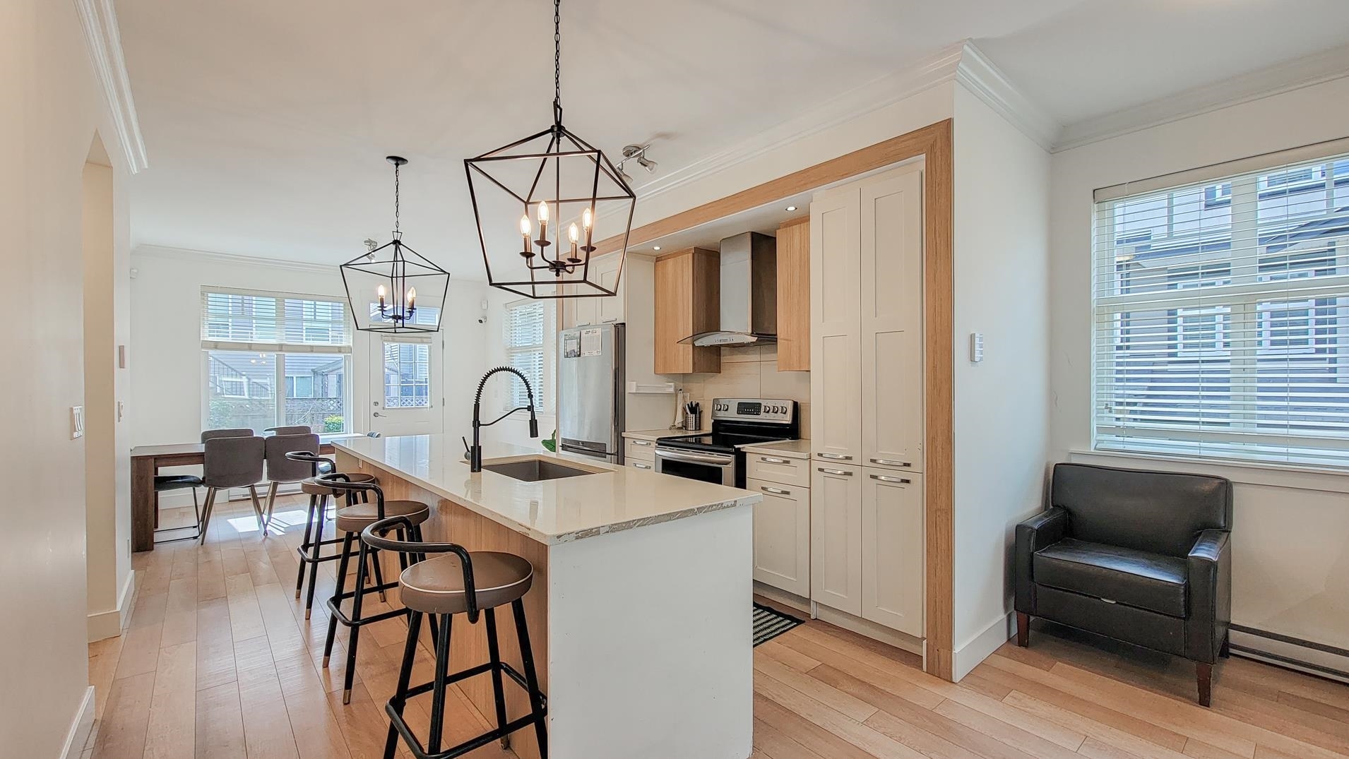 Photo de la propriété: 6350 142 Street 11 BC V3X 1B8