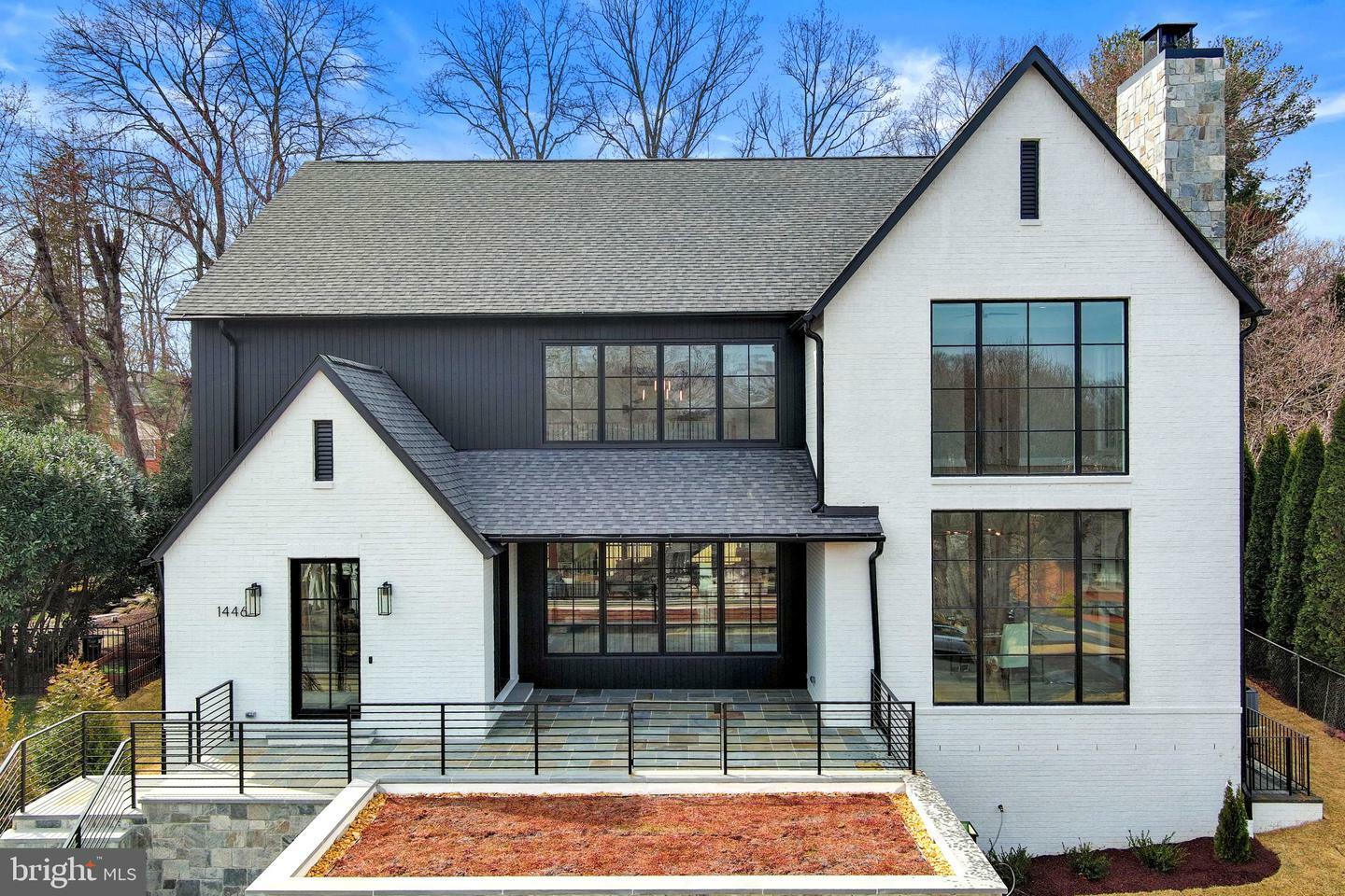 Property Photo: 1446 Cola Drive VA 22101