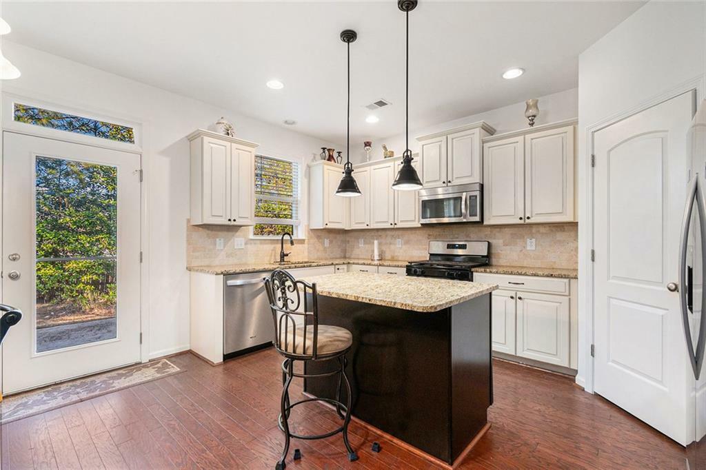 Property Photo:  121 Royal Sunset Drive Drive  GA 30157 