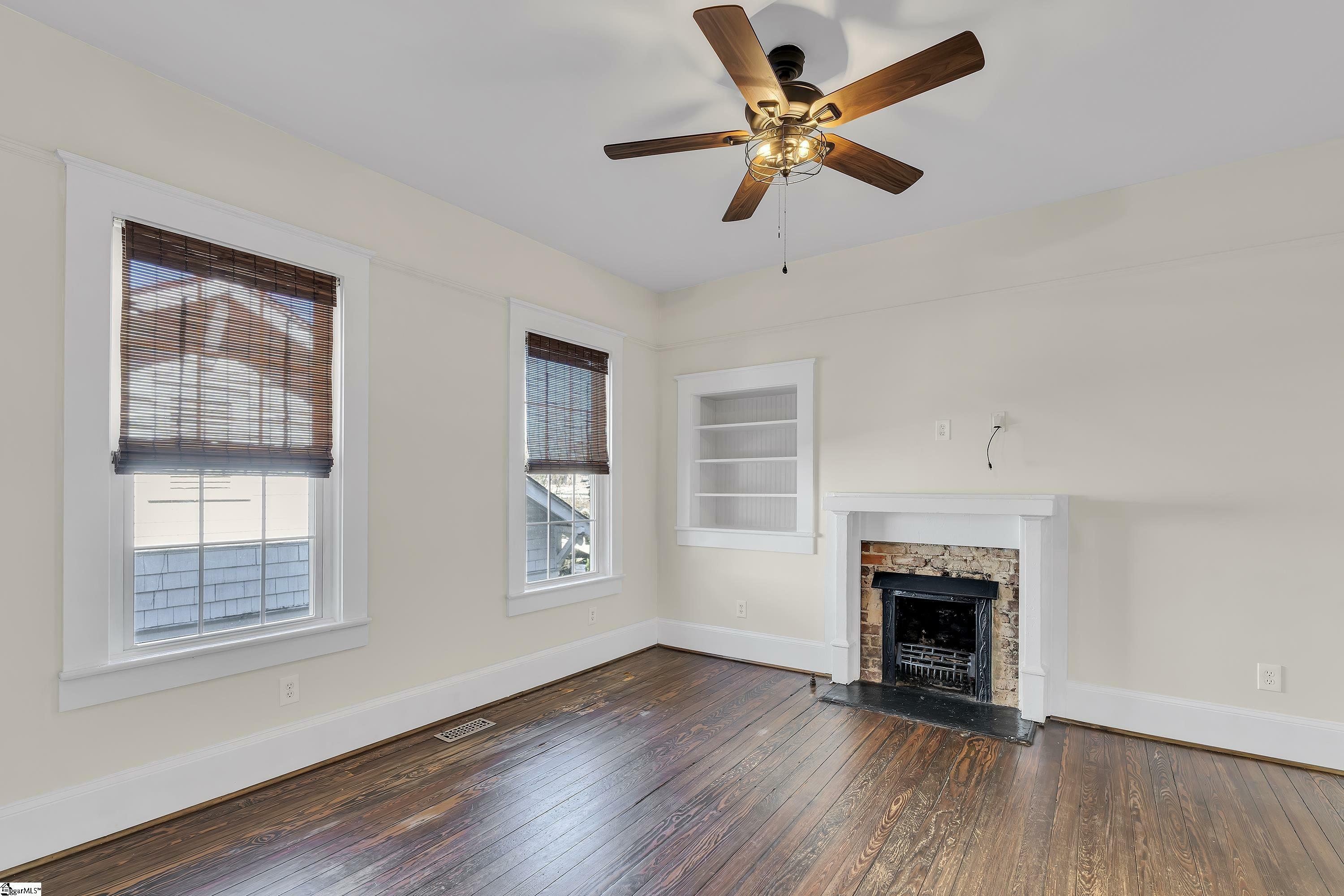 Property Photo: 113 Ebaugh Avenue SC 29607