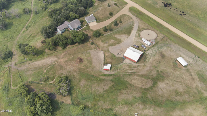 Property Photo:  2930 Lyons Road  ND 58554 