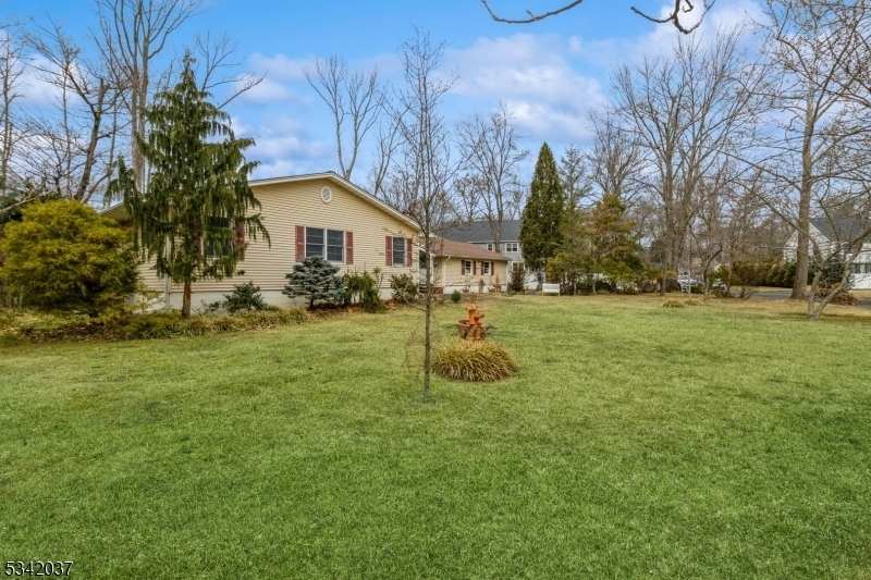 Property Photo:  2097 Arrowwood Dr  NJ 07076 