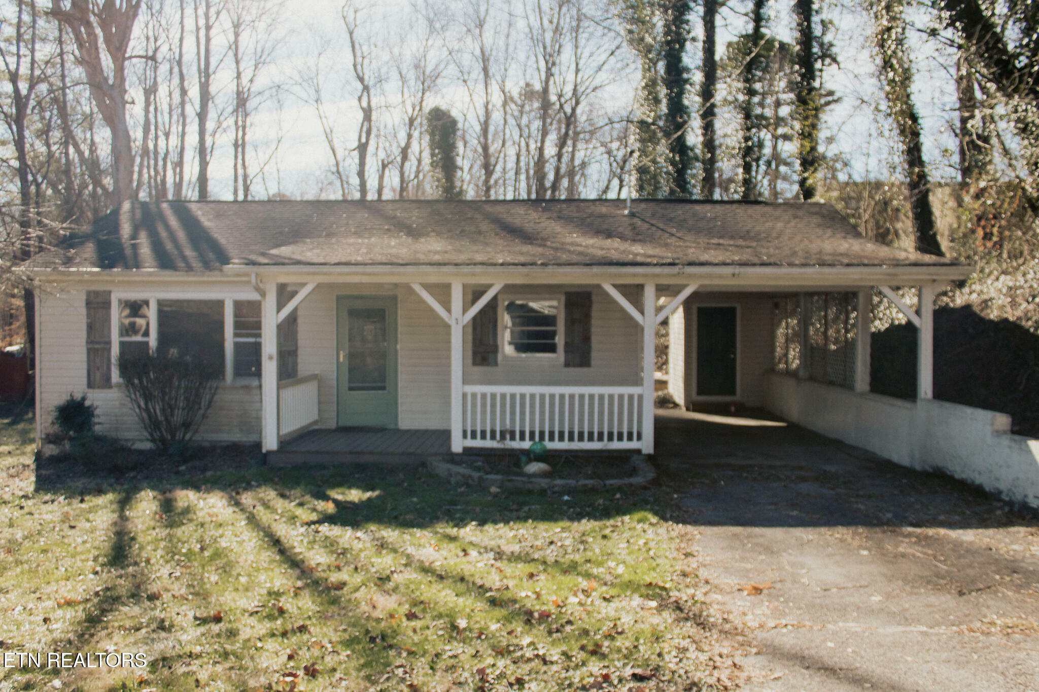 Property Photo:  307 Devaney Lane  TN 37840 