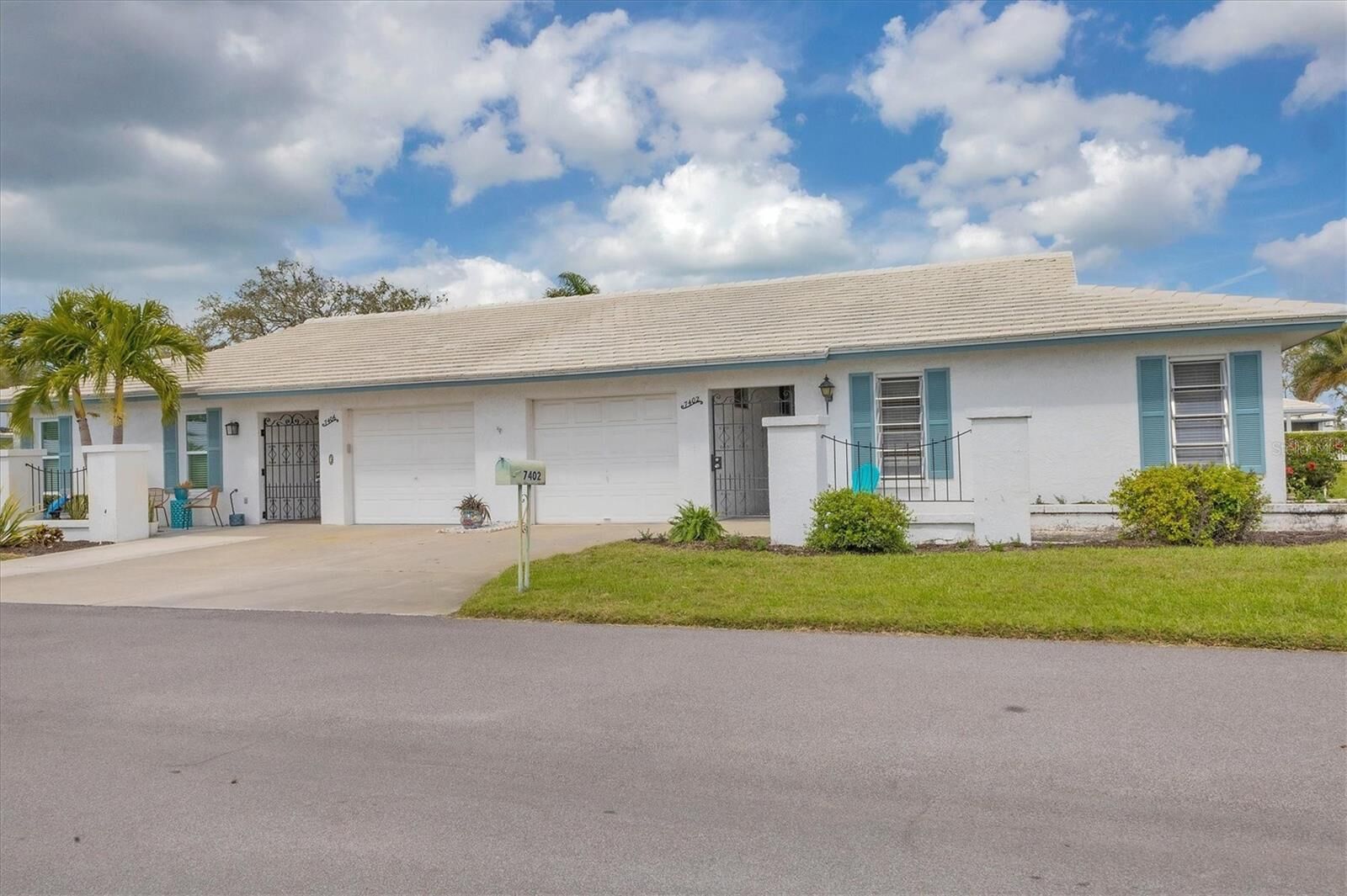 Property Photo:  7402 8th Avenue W  FL 34209 