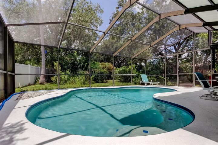 Property Photo:  12009 Steppingstone Boulevard  FL 33635 