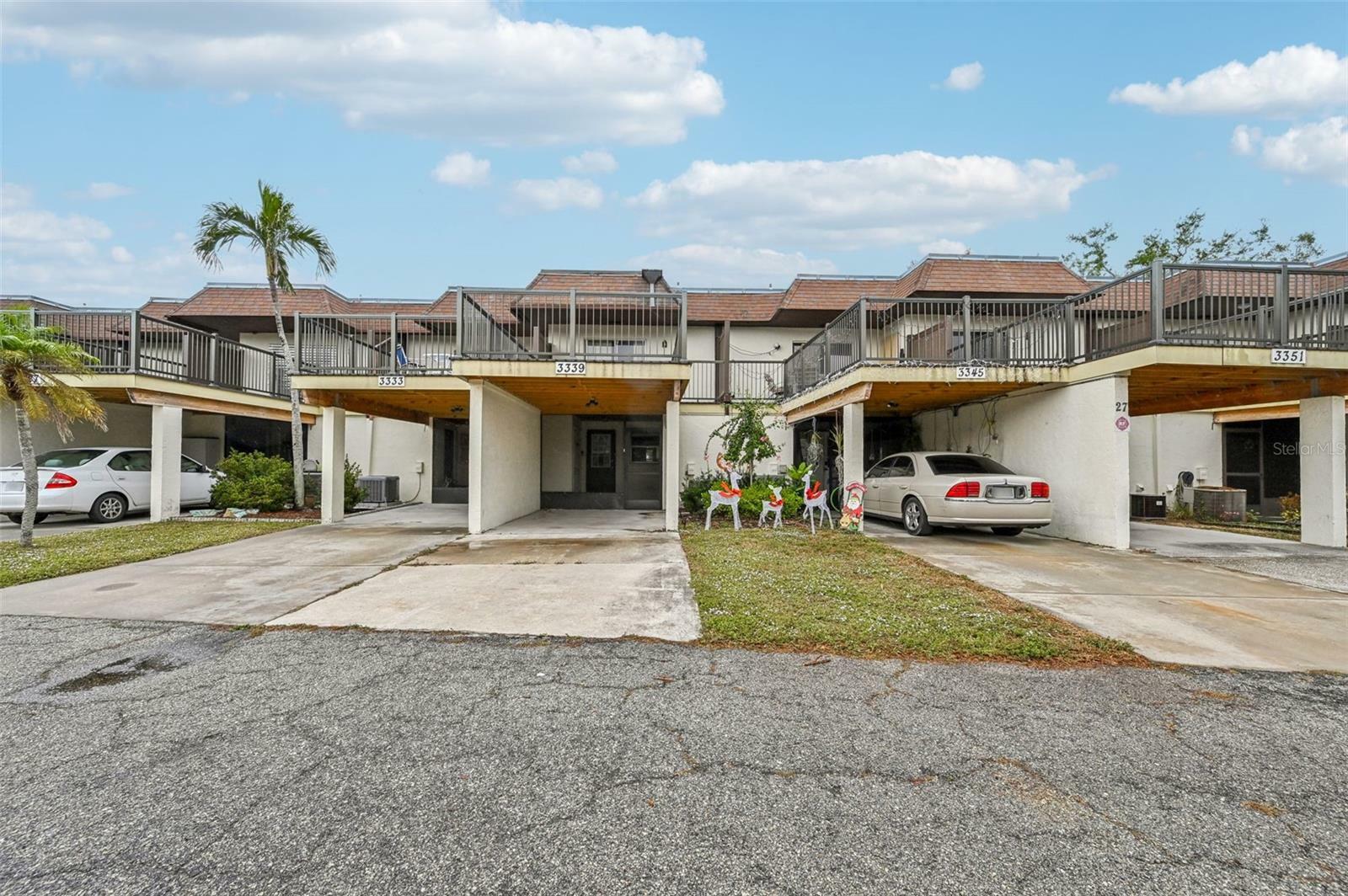 Property Photo:  3339 Ramblewood Court  FL 34237 