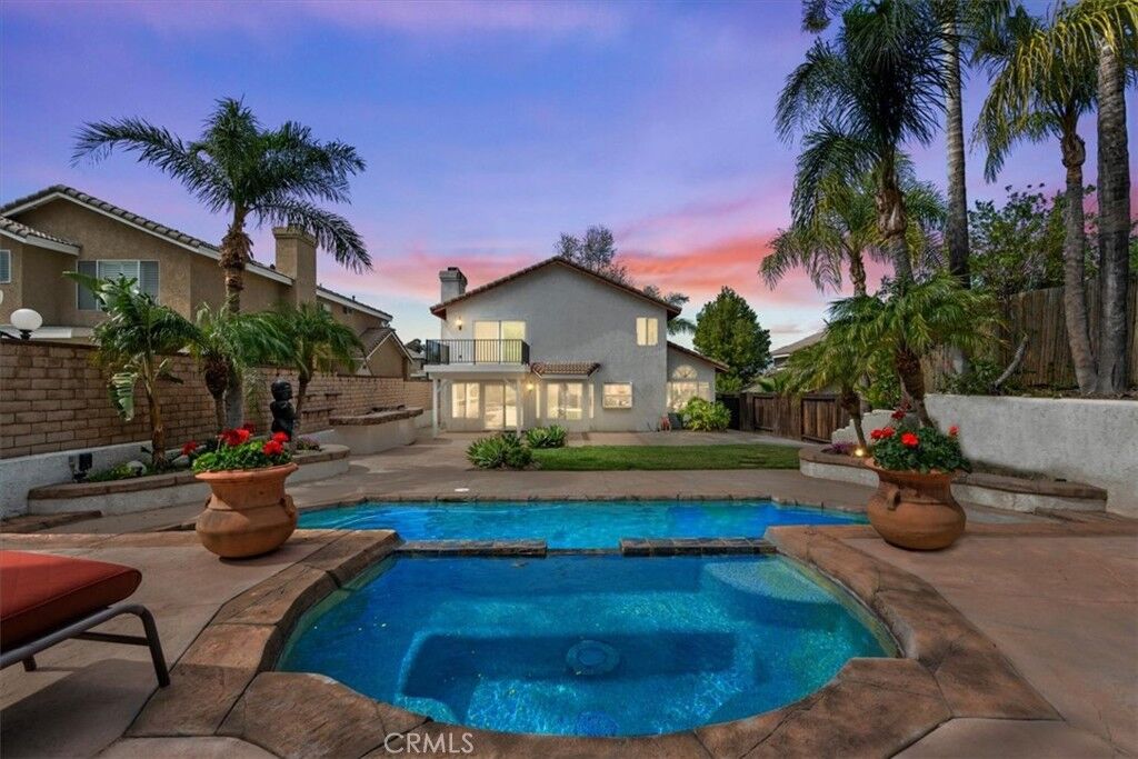 Property Photo:  1221 Highcliff Circle  CA 92882 