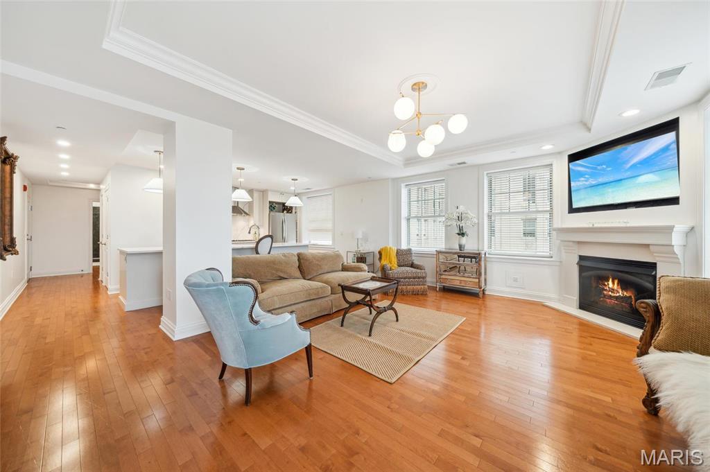 Property Photo: 232 N Kingshighway Boulevard 1407 MO 63108
